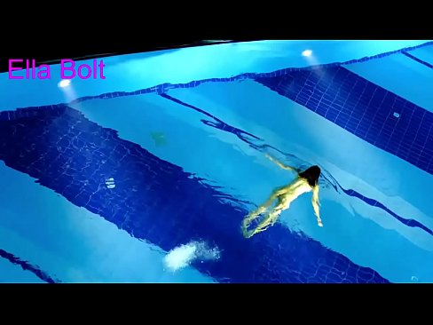 ❤️ Ùn possu micca piantà di fighjulà, ghjovana bionda catturata nuda in piscina ELLA BOLT ❤️ Cazzo à co.rex-porn-com.ru ❌️